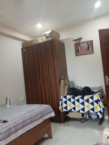 Bedroom in 4 BHK Builder Floor at RWA Residential Society Sector 46, Sector 46 – for Rent