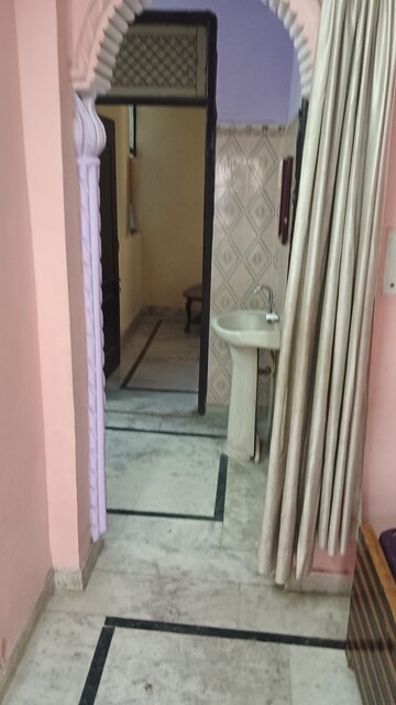 Master Bedroom in 1 BHK Builder Floor at Dwarka Mor – for Rent