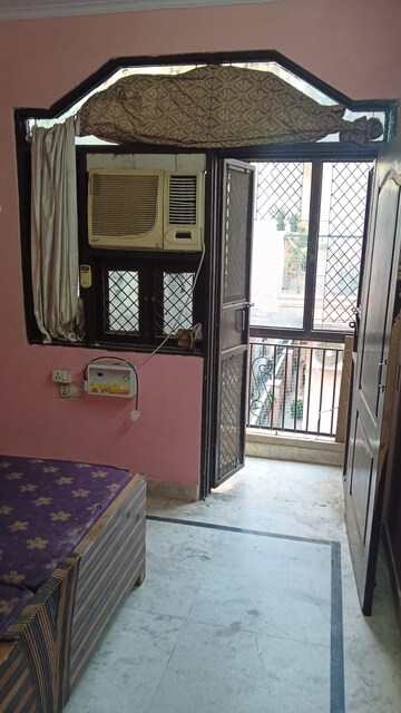 Balcony in 1 BHK Builder Floor at Dwarka Mor – for Rent