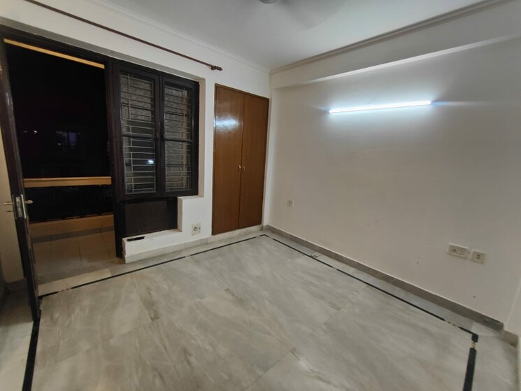 Room, ss-mayfield-gardens 3 Bedroom 1950 Sq.Ft. Builder Floor In Sector 51 Gurgaon 8716460