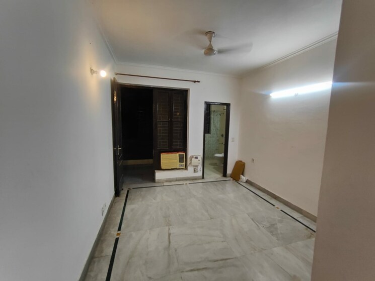 Bedroom, ss-mayfield-gardens 3 Bedroom 1950 Sq.Ft. Builder Floor In Sector 51 Gurgaon 8716460