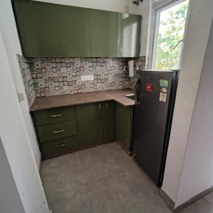 Kitchen, ss-mayfield-gardens 3 Bedroom 1950 Sq.Ft. Builder Floor In Sector 51 Gurgaon 8716460