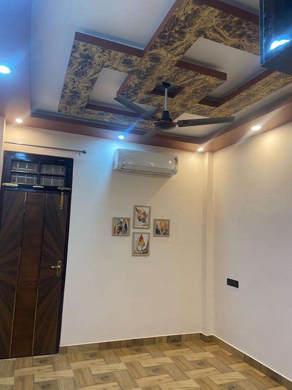 2 BHK + Pooja Room,Extra Room Independent House For Rent in Gomti Nagar