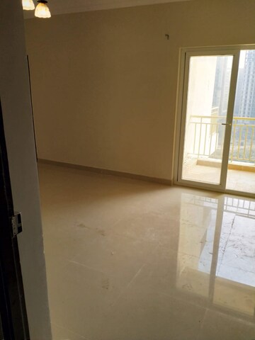 Room in 3 BHK Apartment at Paramount Emotions, Sector 1 Greater Noida – for Sale