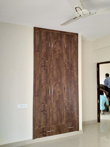 Furnished Amenities in 3 BHK Apartment at Paramount Emotions, Sector 1 Greater Noida – for Sale