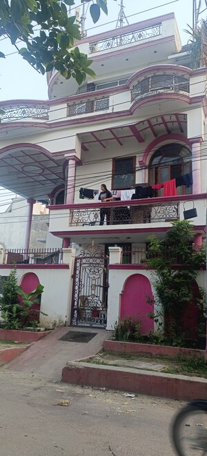 6+ BHK Independent House – Exterior View View at Gomti Nagar - for Sale