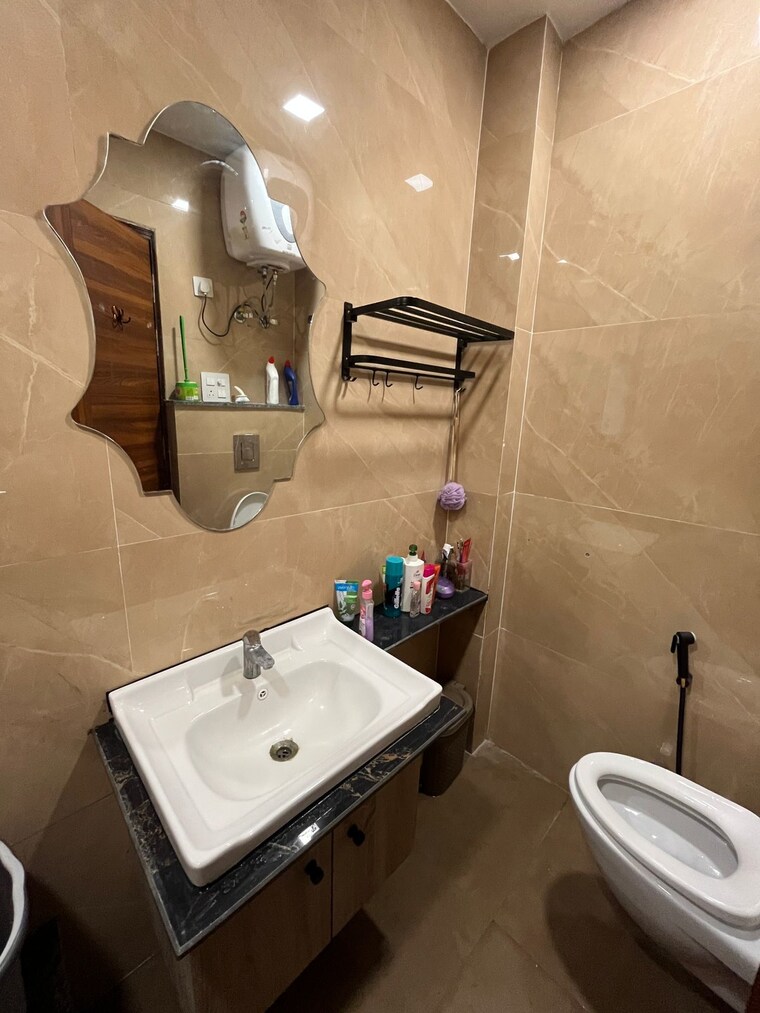 Master Bedroom, amolik-residency 3 Bedroom 170 Sq.Yd. Builder Floor In Sector 86 Faridabad 8716529