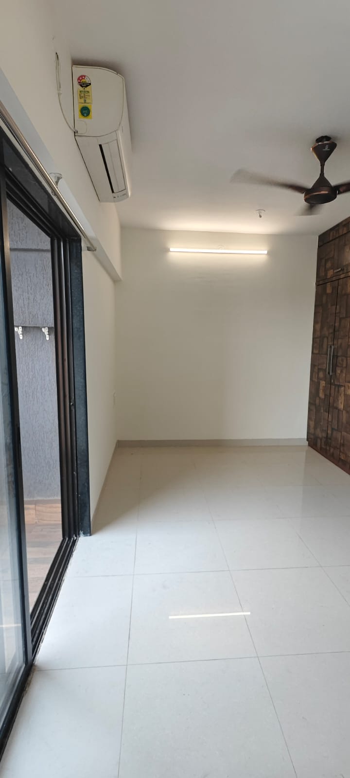 2 BHK Apartment For Rent in Hubtown Hill Crest