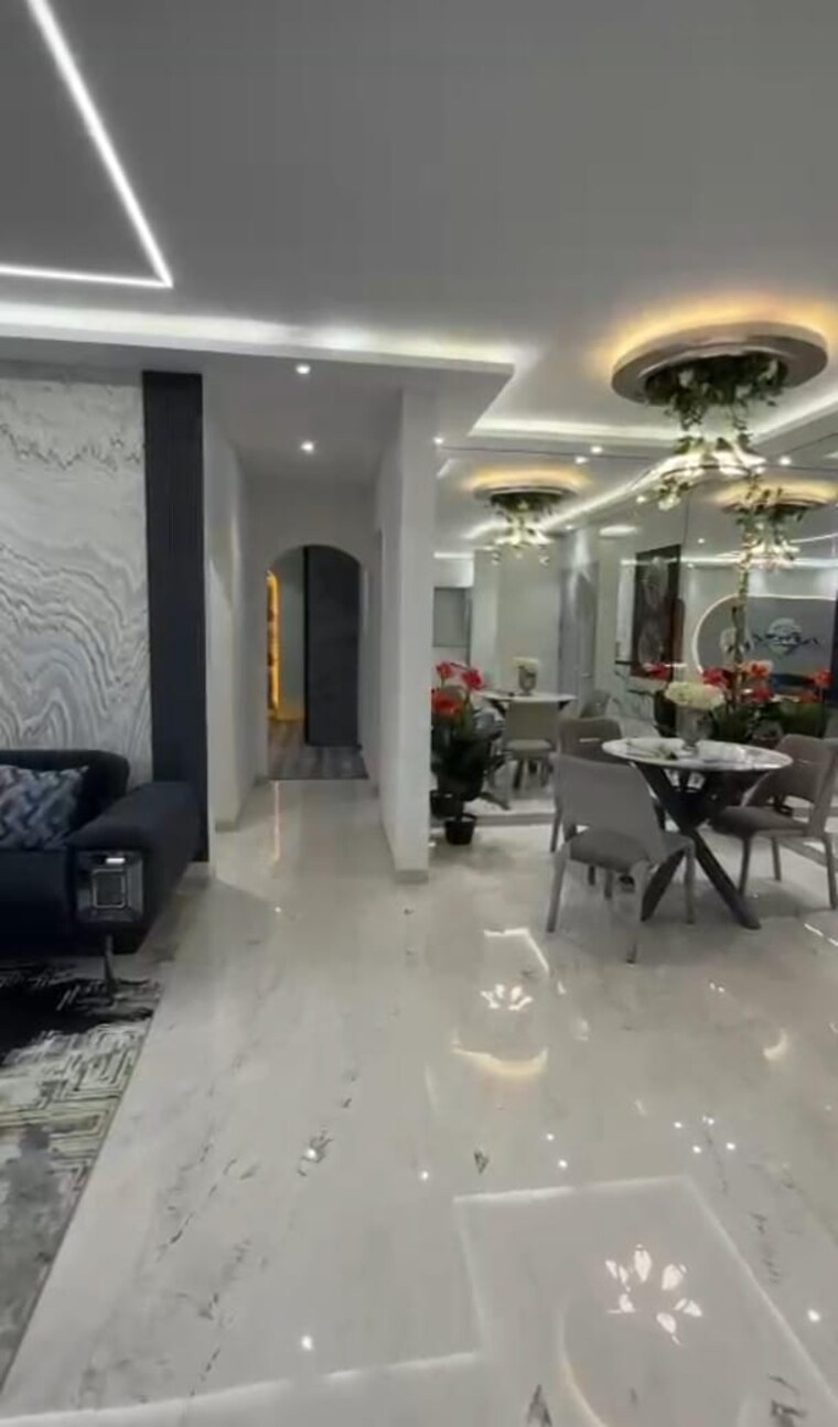  Parking, raunak-centrum 3 Bedroom 991 Sq.Ft. Apartment In Sion Mumbai 8716600