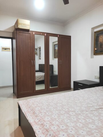 Bedroom in 2 BHK Apartment at Sanpada – for Rent