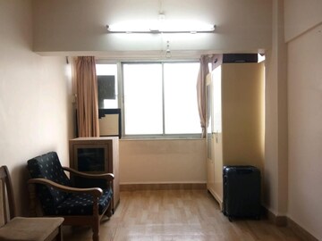 Living Room in 1 BHK Apartment at Vasi Plaza, Vashi Sector 17 – for Rent