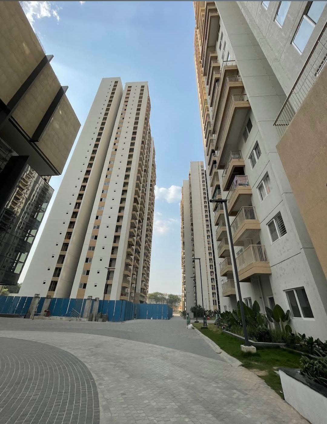 3 BHK Apartment For Rent in Incor One City