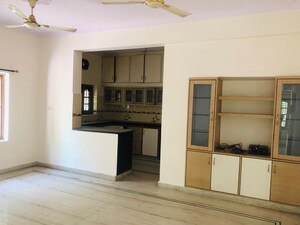 Room in 3 BHK Villa at Pragathi Nagar – for Sale