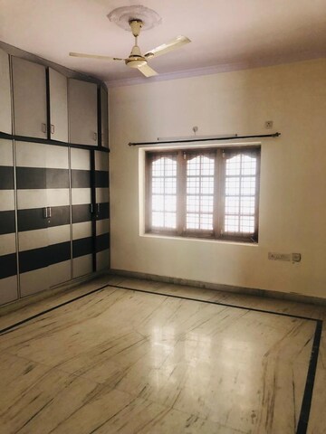 Room in 3 BHK Villa at Pragathi Nagar – for Sale