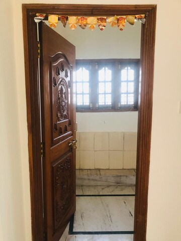 Room in 3 BHK Villa at Pragathi Nagar – for Sale