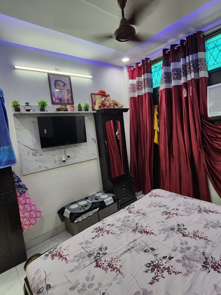 Bedroom, rohini sector 7 2 Bedroom 800 Sq.Ft. Builder Floor In Rohini Sector 7 Delhi 8716702
