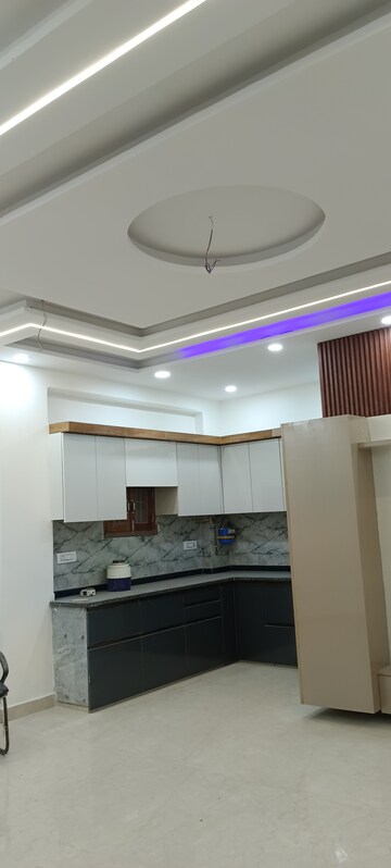 Kitchen in 3 BHK Builder Floor at Meenakshi Garden – for Rent