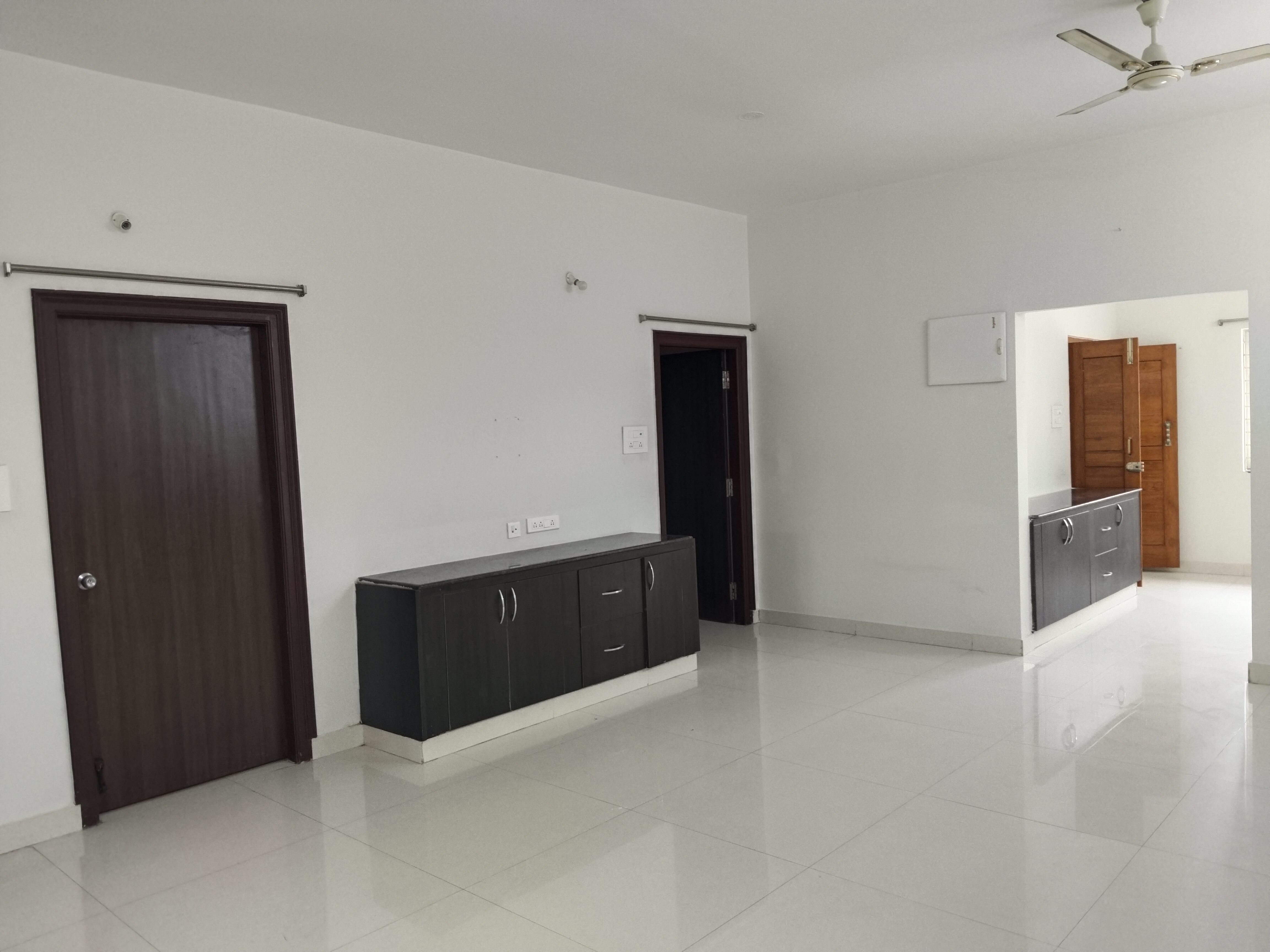 3 BHK + Extra Room Apartment For Rent in Sri Gayatri Residency