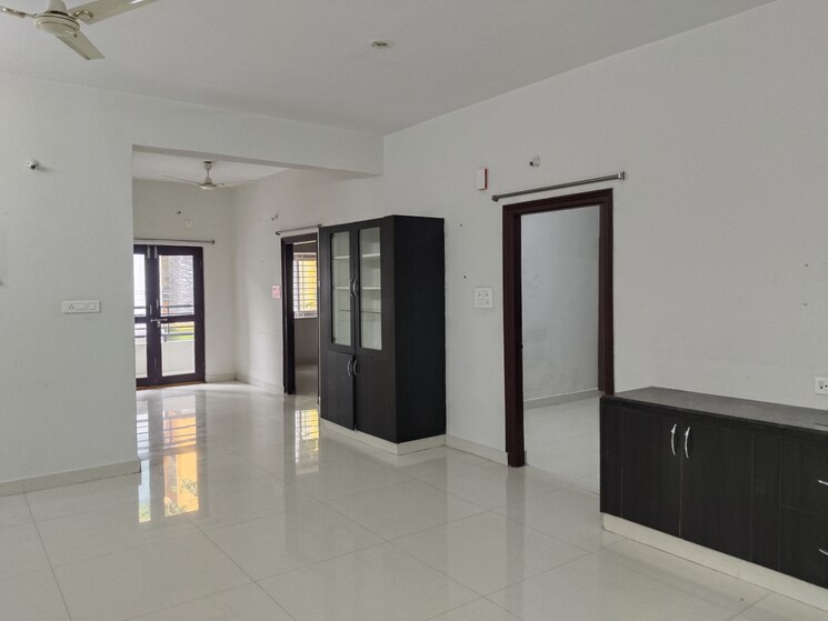 Room, sri-gayatri-residency 3 Bedroom 1800 Sq.Ft. Apartment In Madhapur Hyderabad 8716708