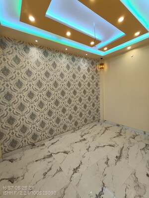 Bedroom in 2 BHK Independent House at Jankipuram Extension – for Sale