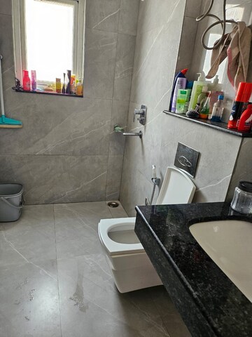 Master Bedroom in 3.5 BHK Apartment at Rishita Manhattan, Gomti Nagar – for Rent