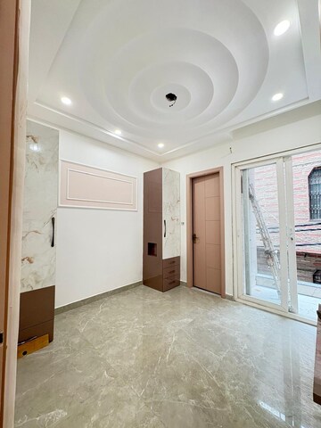 Room in 2 BHK Builder Floor at Vishnu Garden – for Sale