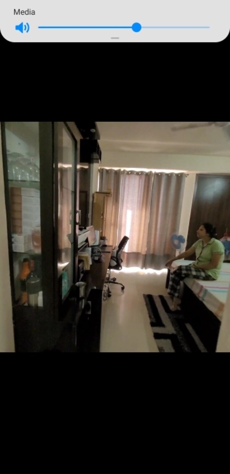 Living Room, amrapali-golf-homes 3 Bedroom 1115 Sq.Ft. Apartment In Sector 4 Greater Noida Greater Noida 8716737