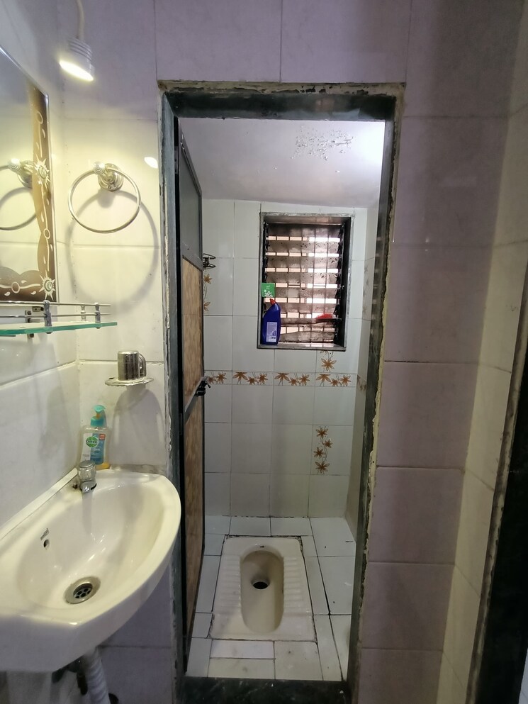 Bathroom, dombivli west 2 Bedroom 925 Sq.Ft. Apartment In Dombivli West Thane 8716739
