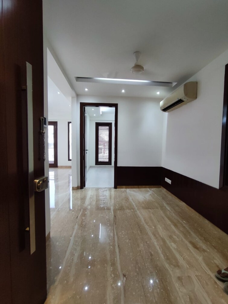 Cover Image, saket 3 Bedroom 1953 Sq.Ft. Builder Floor In Saket Delhi 8716771