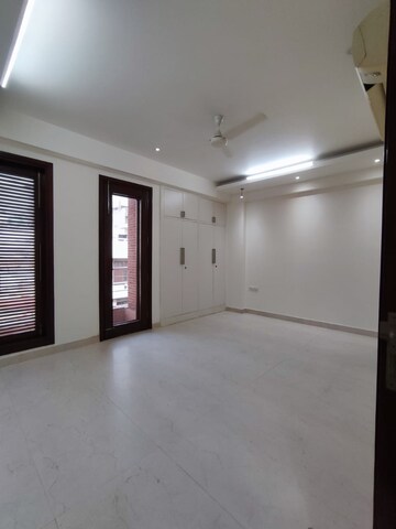 Room in 3 BHK Builder Floor at Saket – for Sale