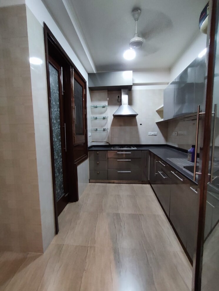 Kitchen, saket 3 Bedroom 1953 Sq.Ft. Builder Floor In Saket Delhi 8716771