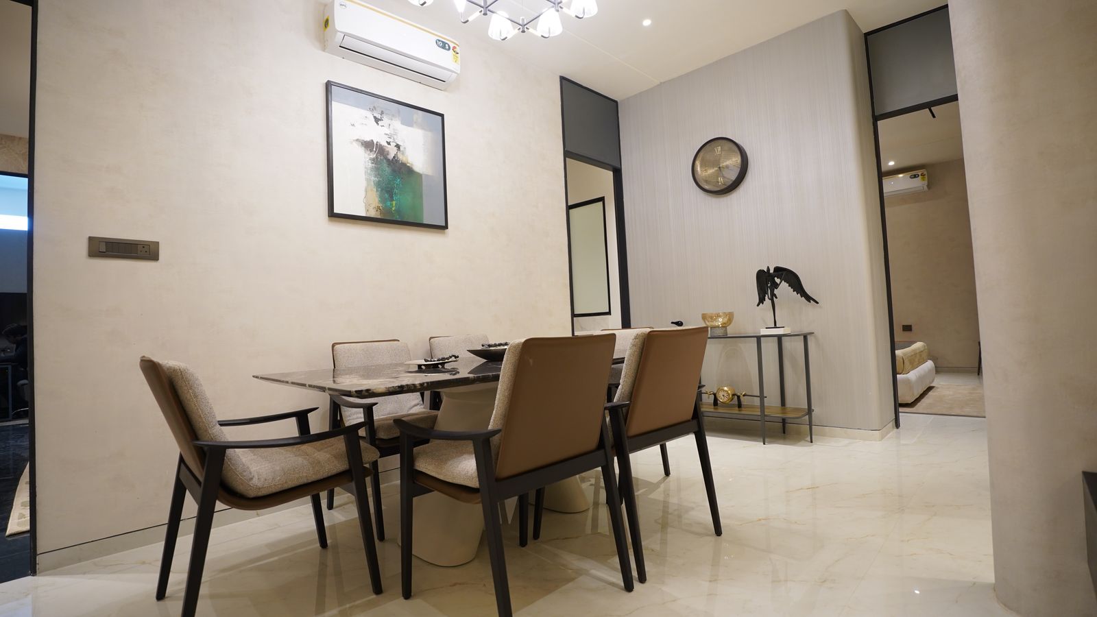 2 BHK + Extra Room 747 Sq.Ft. Apartment in Roswalt Raya