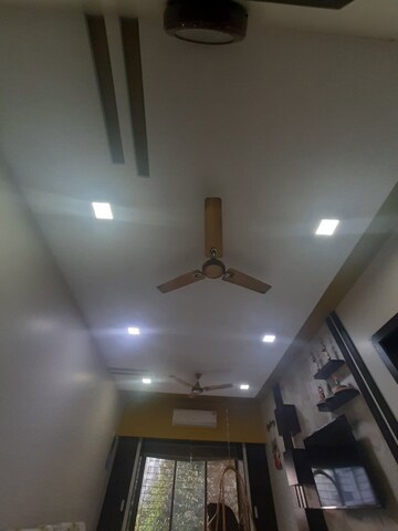 Furnished Amenities in 2 BHK Apartment at Kukreja Complex, Bhandup West – for Rent