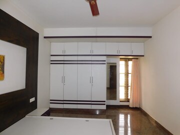 Furnished Amenities in 3 BHK Independent House at Basaveshwara Nagar – for Sale
