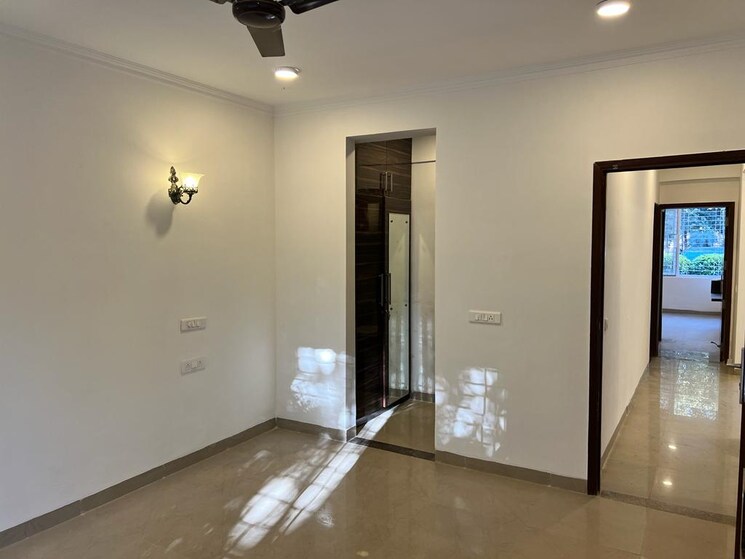 Room, unitech-woodstock-floors 3 Bedroom 2700 Sq.Ft. Builder Floor In Sector 50 Gurgaon 8716795