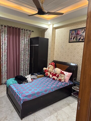 Bedroom in 2 BHK Builder Floor at Shivpuri – for Sale