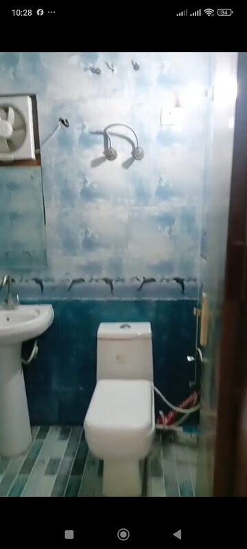 Team Area in 3 BHK Builder Floor at Green Fields Colony – for Sale