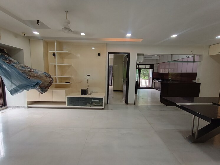 Living Room, amrut-vani-chs 3 Bedroom 1890 Sq.Ft. Apartment In Chembur Mumbai 8716812