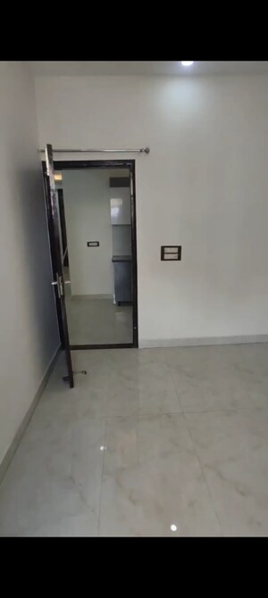 Room in 3 BHK Builder Floor at Indrapuram – for Sale