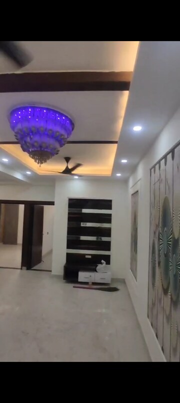 Living Room in 3 BHK Builder Floor at Indrapuram – for Sale