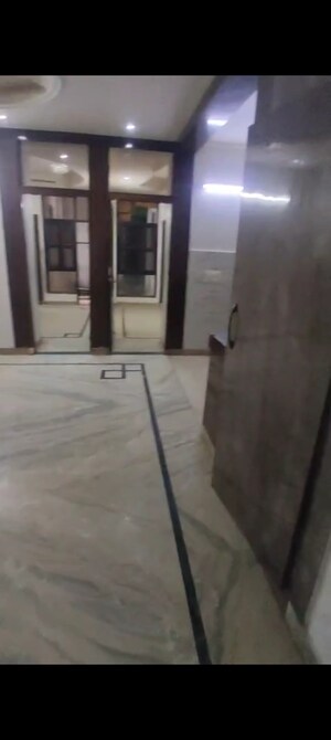 Room in 3 BHK Builder Floor at Indrapuram – for Sale