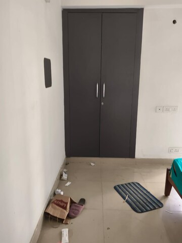 2 BHK Apartment For Rent in VVIP Homes Meridian Tower, Sector 4 Greater Noida