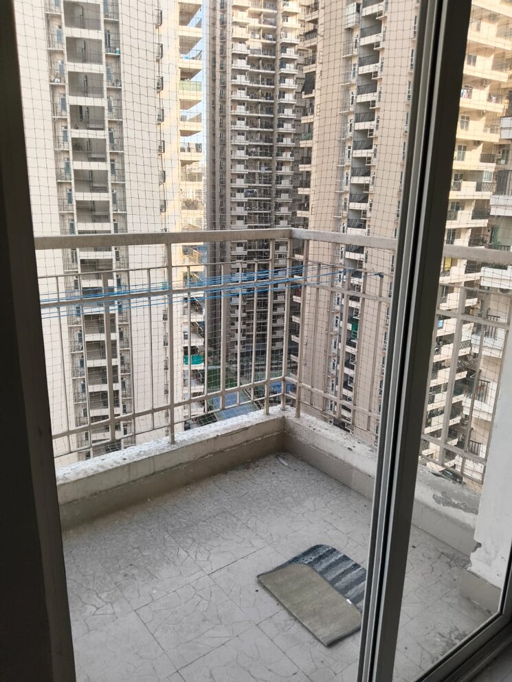 Balcony, vvip-homes-meridian-tower 2 Bedroom 720 Sq.Ft. Apartment In Sector 4 Greater Noida Greater Noida 8716845