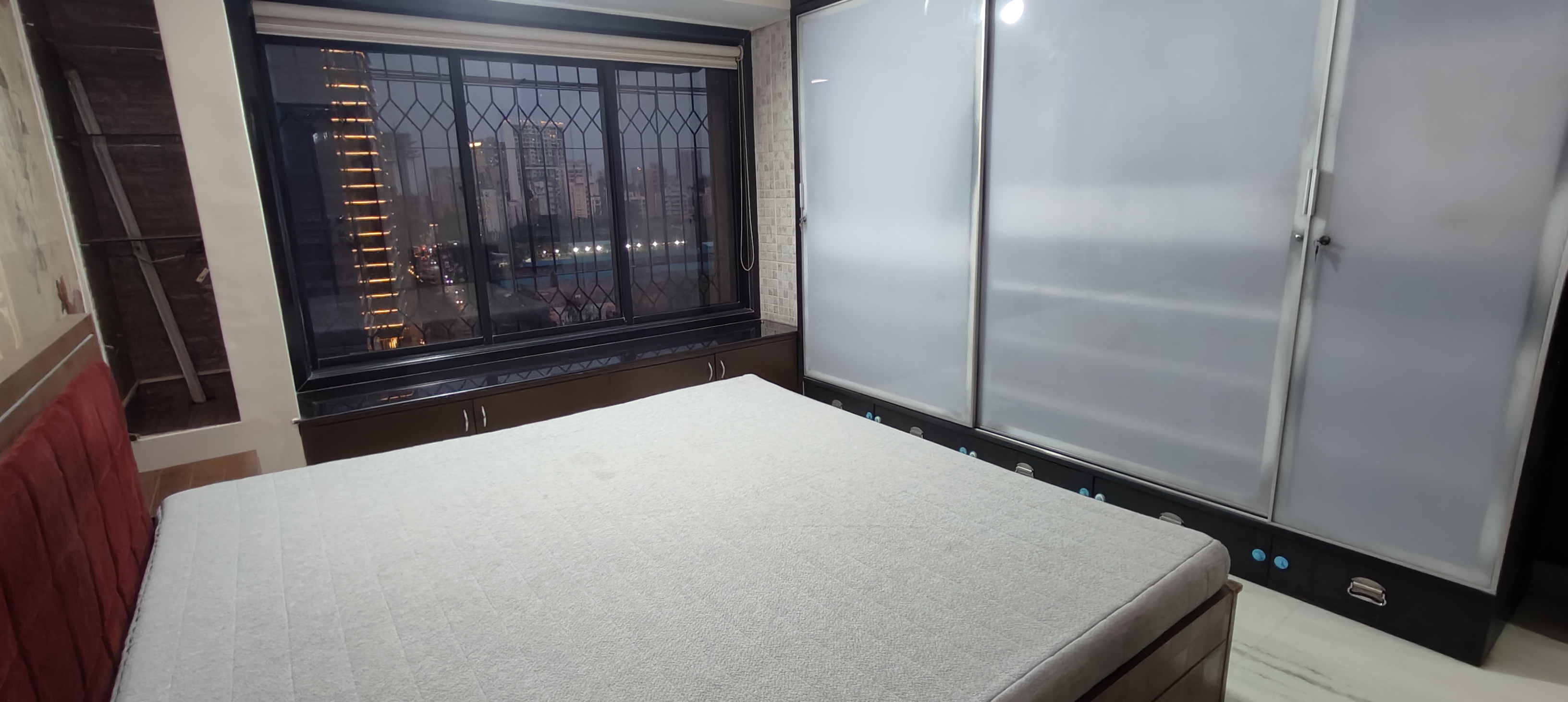 2 BHK Apartment For Rent in Palash Towers