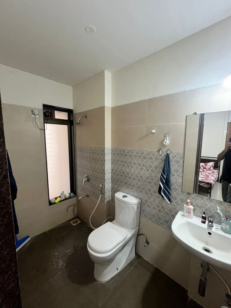 Bathroom, acme-ozone 3 Bedroom 1200 Sq.Ft. Apartment In Manpada Thane 8716858