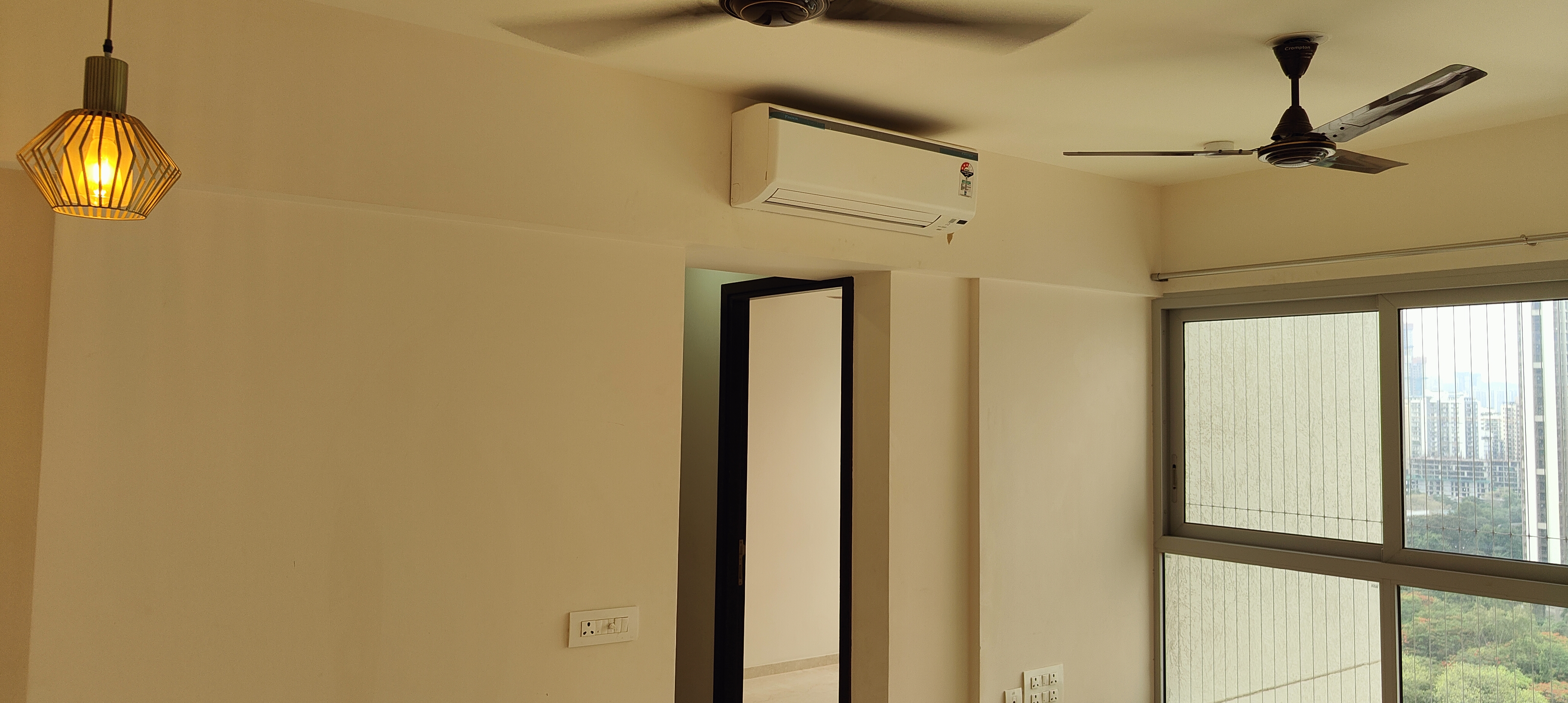 2 BHK Apartment For Rent in Piramal Vaikunth