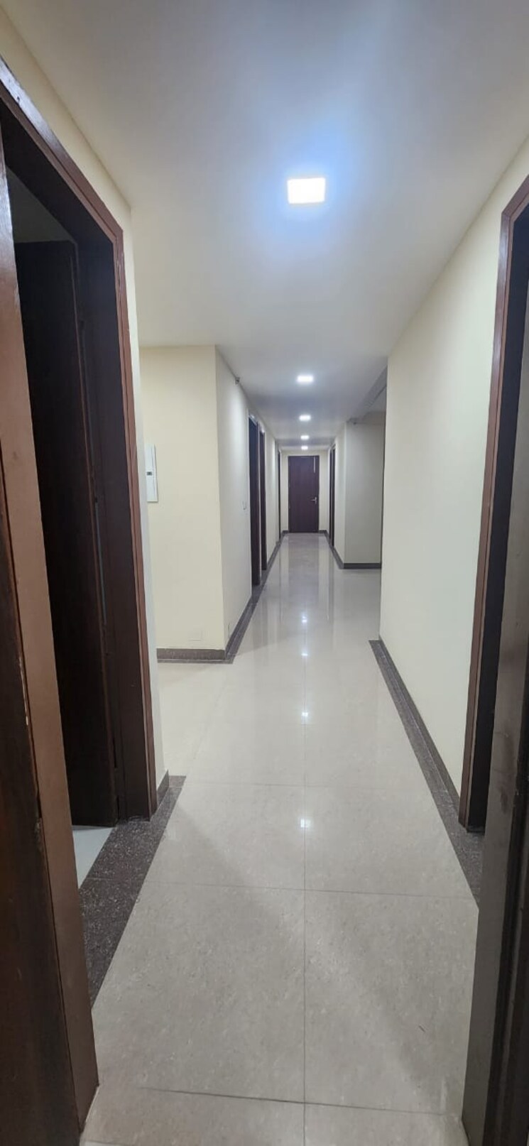 Room, sector 70 Pg For Girls In Sector 70 8716863