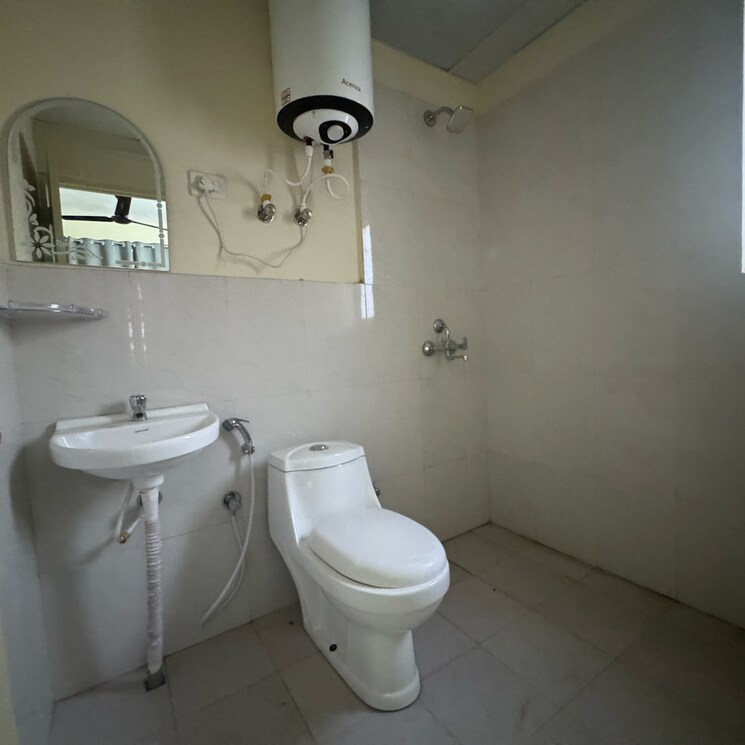 Bathroom, pyramid-fusion-homes 2 Bedroom 598 Sq.Ft. Apartment In Sector 70a Gurgaon 8716869