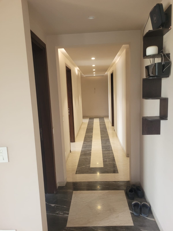 4 BHK + Servant Room Builder Floor For Rent in Sukhdev Vihar