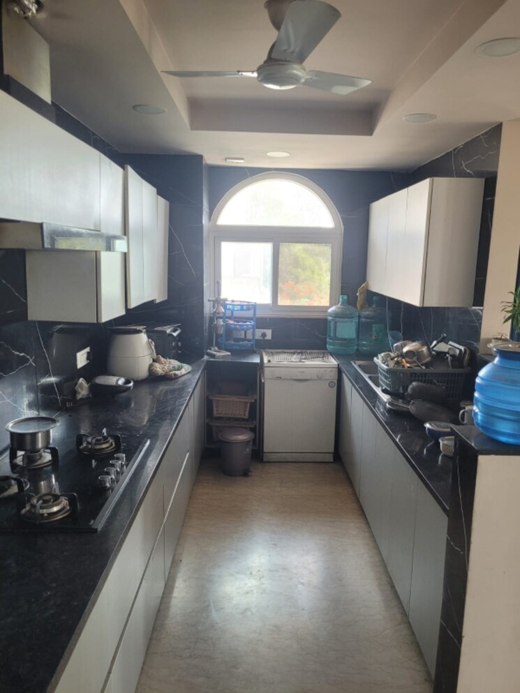 Kitchen, sukhdev vihar 4 Bedroom 2750 Sq.Ft. Builder Floor In Sukhdev Vihar Delhi 8716868